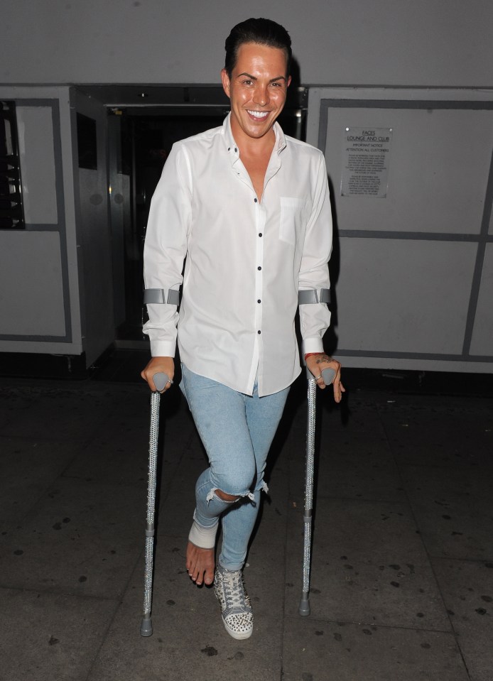 FAMEFLYNET - Towie Stars Seen Arriving At Faces Nightclub In Essex