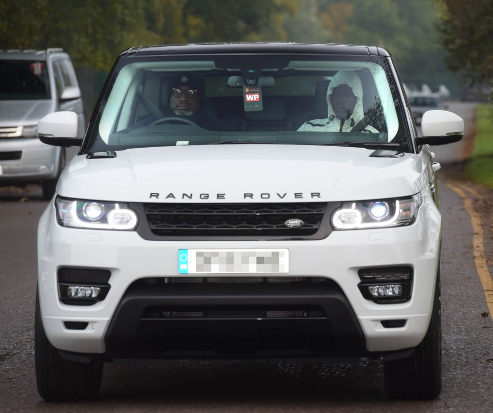 Eric Bailly arrived to training being chauffeured by his dad 