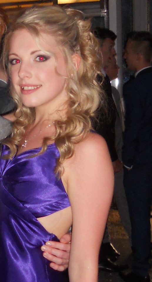 Jodie-Leigh pictured at her school prom before her anorexia