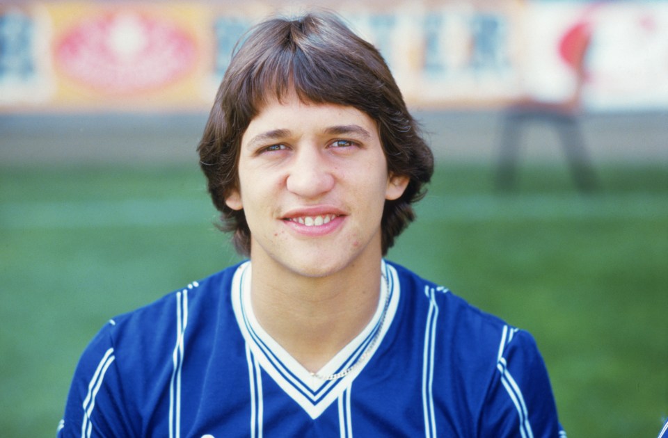  Gary Lineker came through the ranks at Leicester City scoring 95 goals in 194 appearances