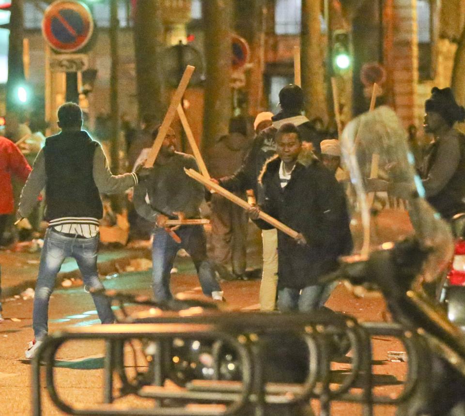 The violence broke out in the Stalingrad district of the French capital near the area's metro station