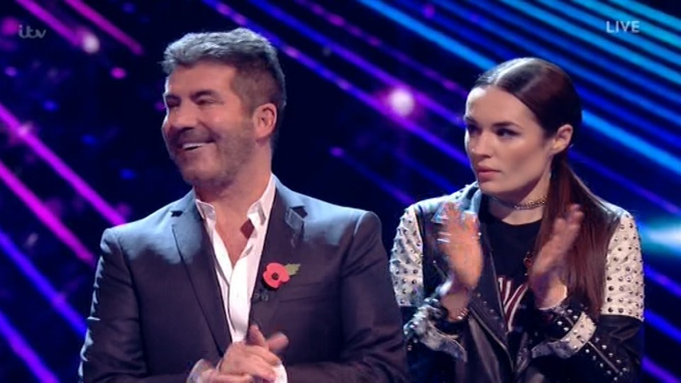 Simon appeared to chuckle when he saw Honey's failed knee-slide