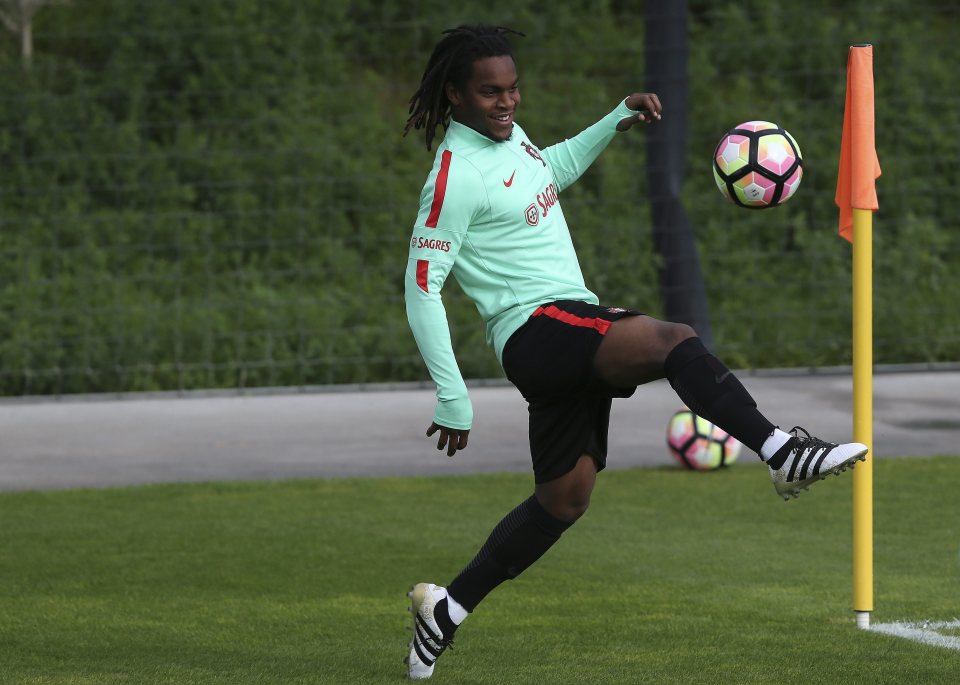 Renato Sanches beat Marcus Rashford to win the Golden Boy award
