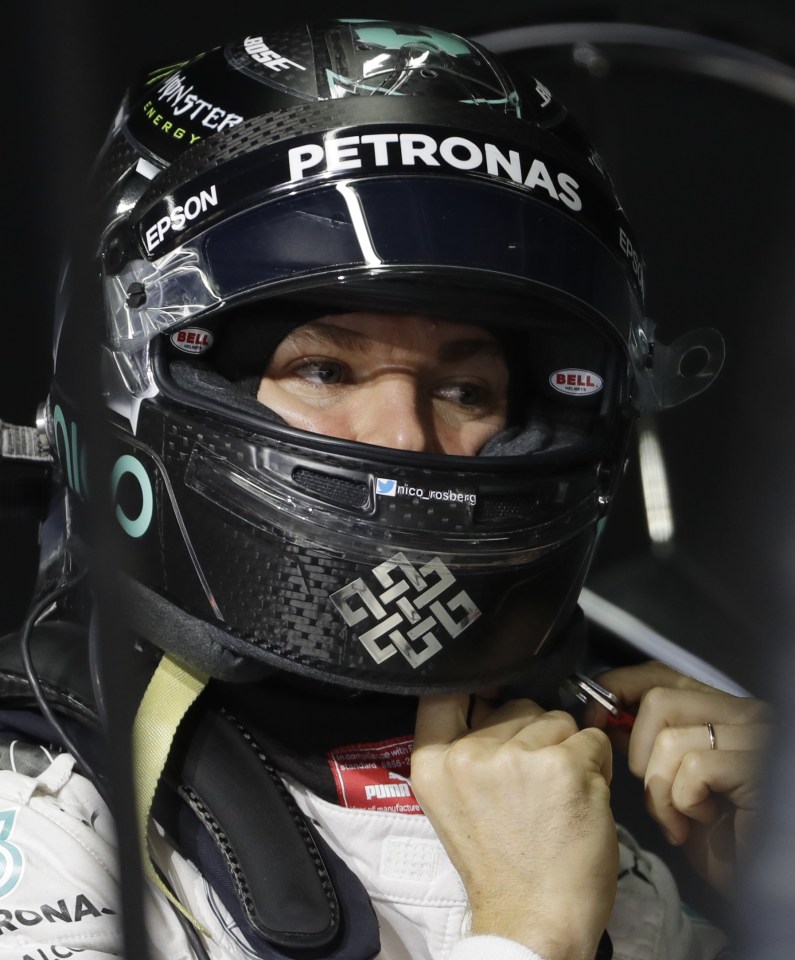 Nico Rosberg can steal Lewis Hamilton's throne with victory in Sao Paulo