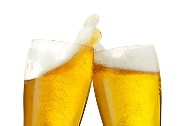 One to two drinks a day can help lower a person's risk of suffering stroke, but more than four a day could prove fatal, increasing the risk