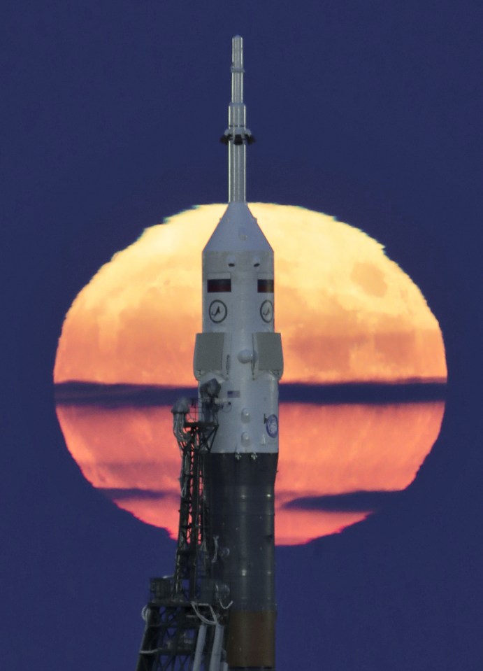 The supermoon backdrops Russia's Soyuz MS-03 space ship on the launchpad at Baikonur cosmodrome in Zakakhstan