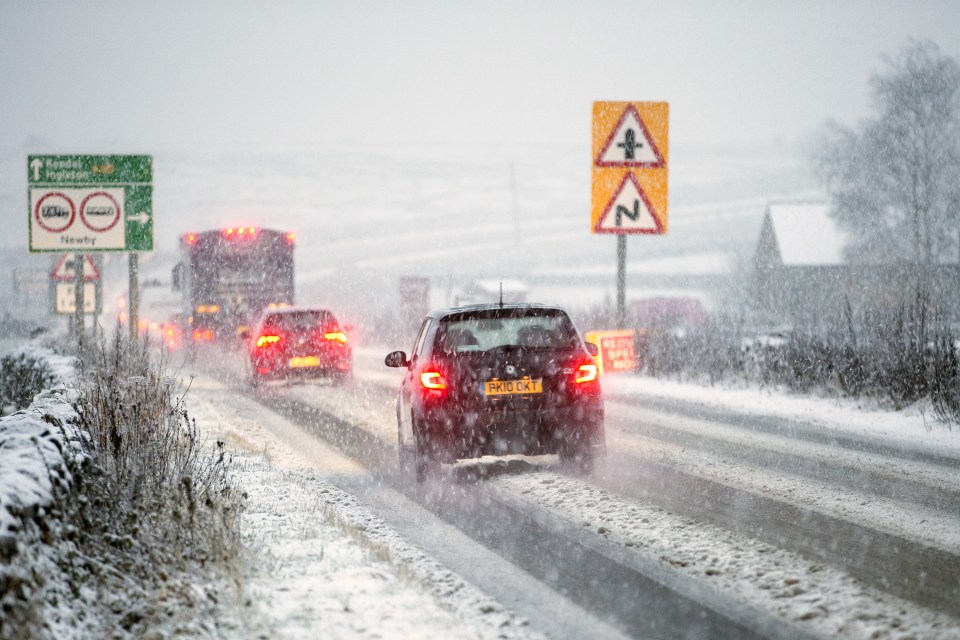 Drivers faced a hazardous drive this morning in the Yorkshire Dales around Ingleton as heavy snow fell