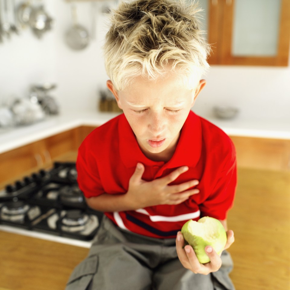 There are a few telltale symptoms of SADS, one is to check the family history as it's passed down, another is fainting and the final one is breathlessness 