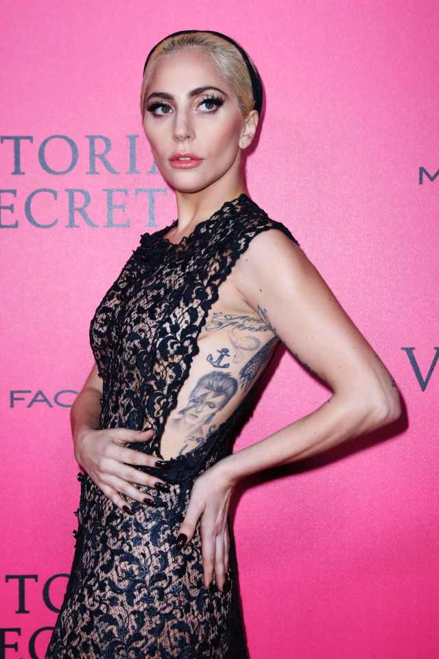 However the singer concealed her markings with her beautiful lace dress on the pink carpet