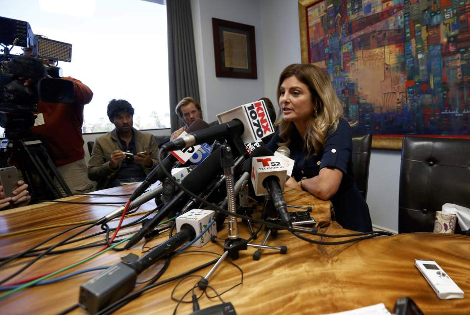 Lawyer Lisa Bloom, representing the woman accusing Republican presidential candidate Donald Trump of sexual misconduct in 1994, when she was 13 years old, speaks to media in Woodland Hills, California, U.S. November 2, 2016. REUTERS/Mario Anzuoni