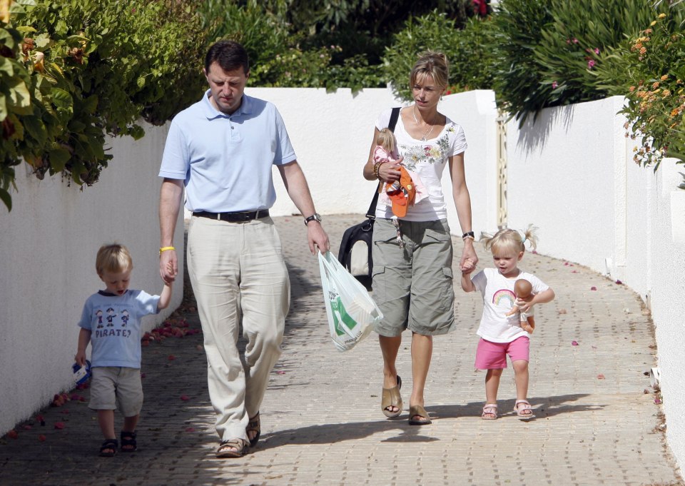 Kate and Gerry McCann walk with their twins Sean and Amelie 