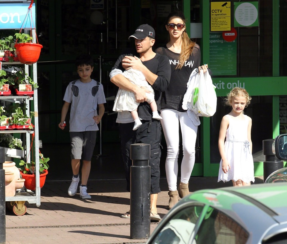  Peter came under fire after he didn't mention Harvey as one of his brood when he found out his new wife was pregnant