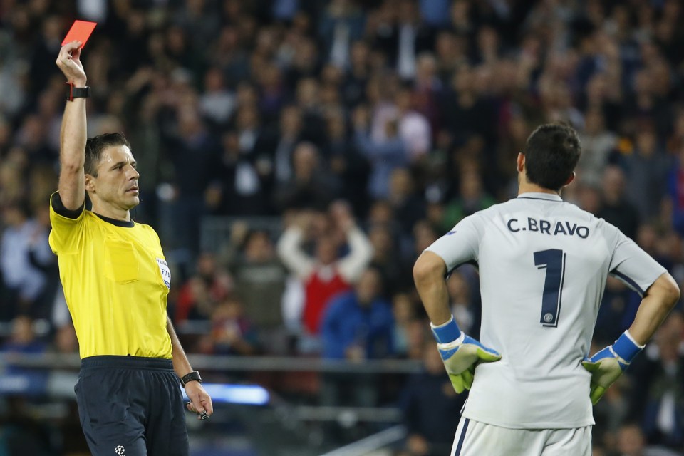Bravo gets his marching orders in the Nou Camp