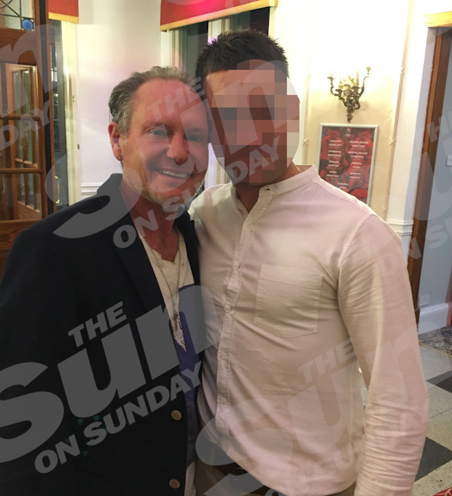 Gazza started talking to a group in the hotel bar who asked to take selfies and bought the recovering alcoholic a drink