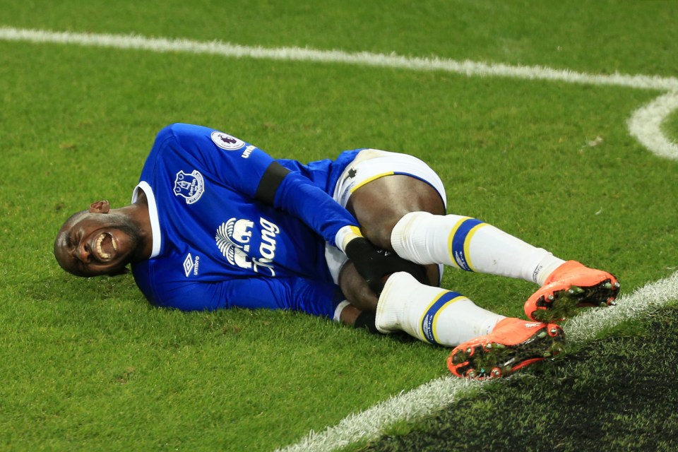  Star player Yannick Bolasie was injured in Everton's clash with Manchester United