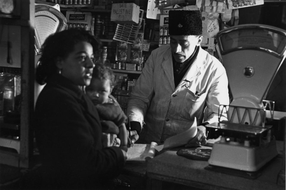 22nd April 1950: An ethnic mix of Arab, Somali, West African, West Indian and Greek families make up the population of the dockland area of Cardiff