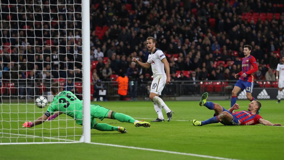 Harry Kane puts Spurs in front with his ninth goal in nine games