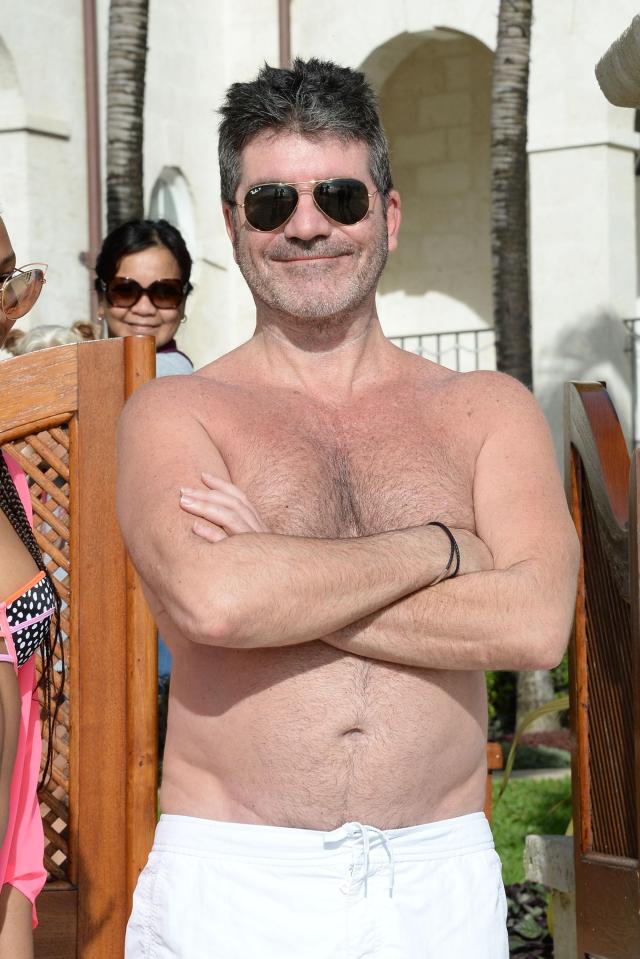 The proud papa is enjoying a sunshine break with his family