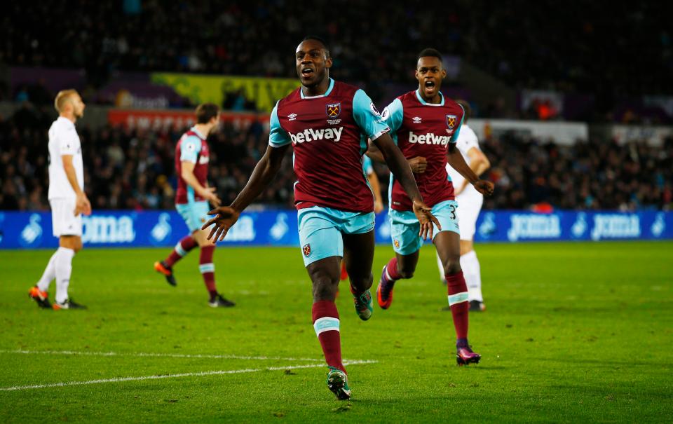  Michail Antonio on target again for West Ham