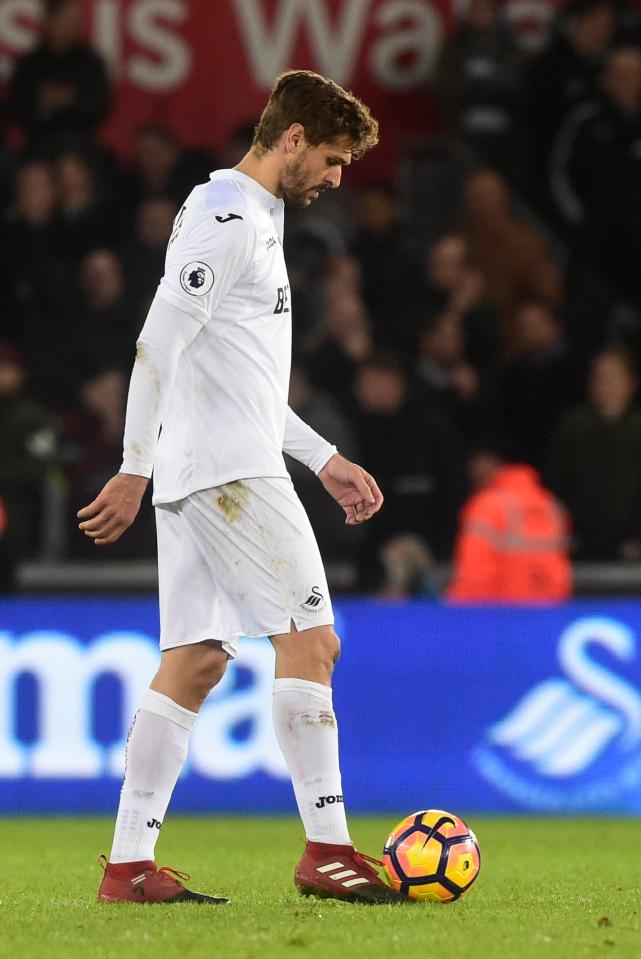  Fernando Llorente scored again but it was a mere consolation strike for Swansea