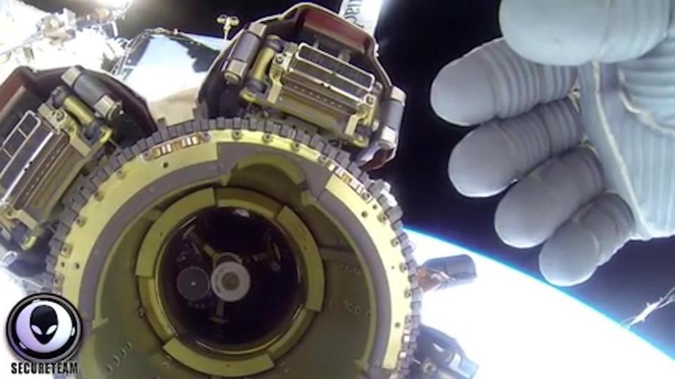  The spaceman seems to do it again