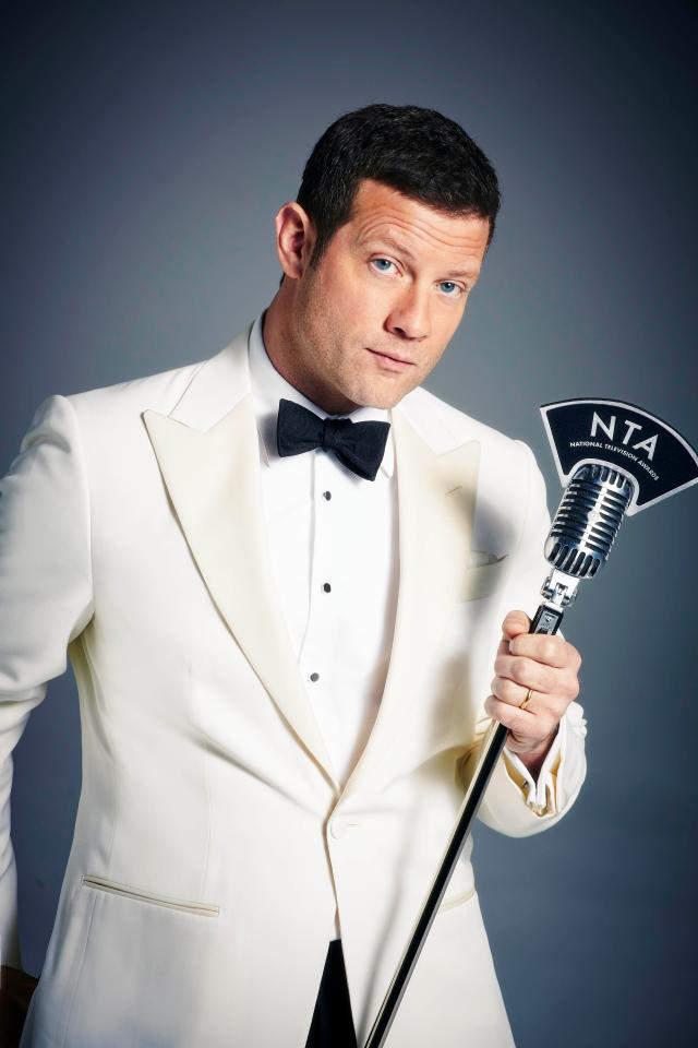 Dermot O’Leary will belt out a song before revealing the winners of this year’s National Television Awards