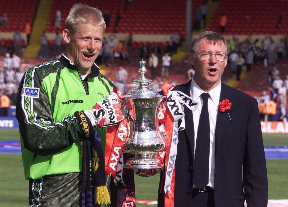  Manchester United legend Peter Schmeichel believes Jose Mourinho's side will pip Man City to fourth spot