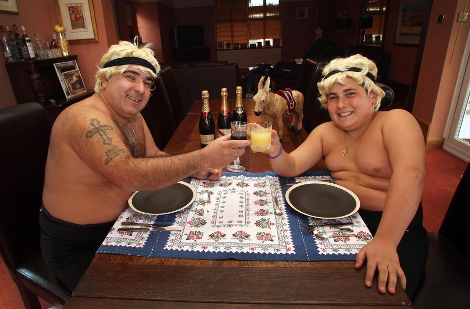  Prior to appearing on the show, dad Demi Demetriou owned a Greek restaurant