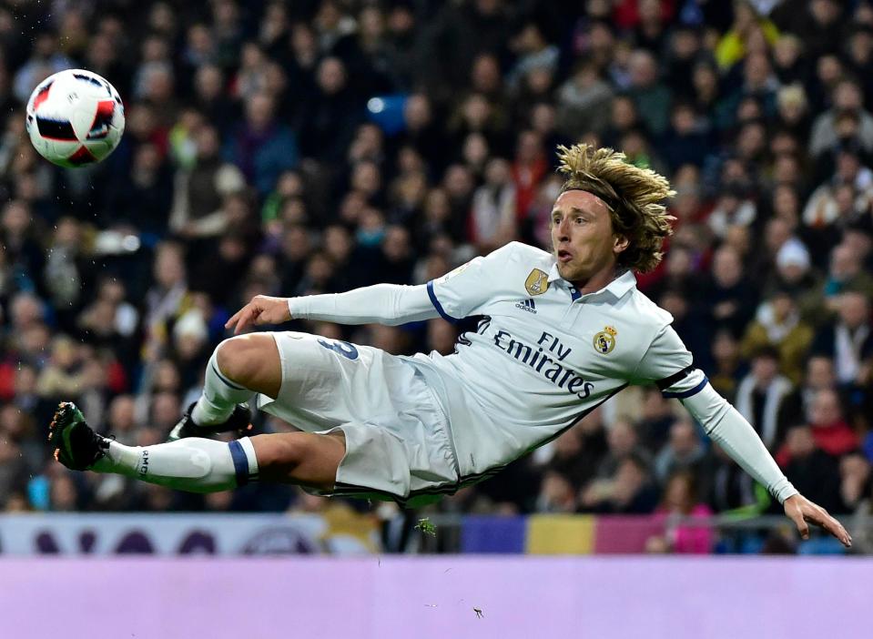 Real Madrid star Luka Modric advised Slaven Bilic to sign Jermain Defoe