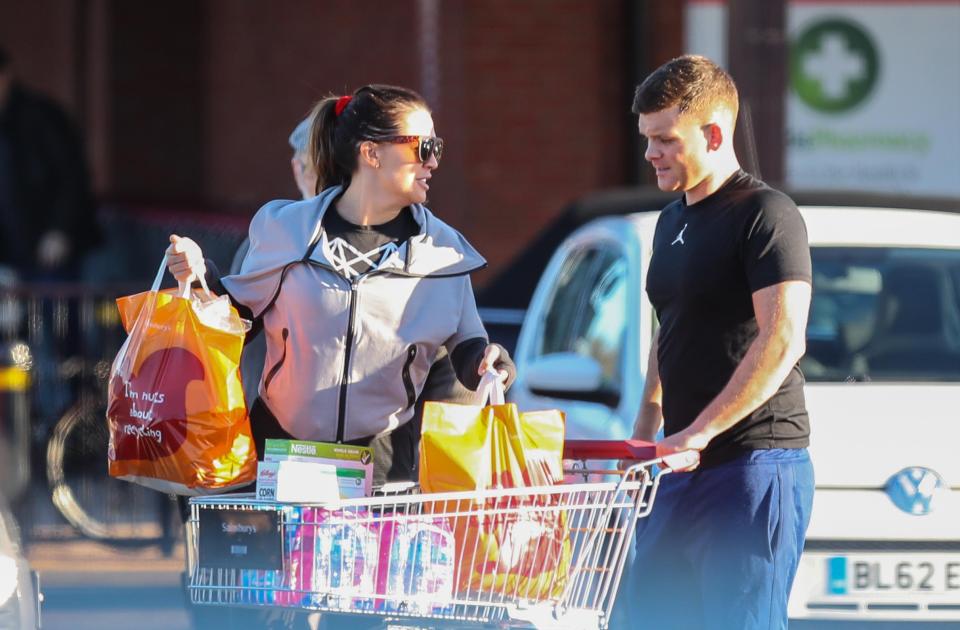  Danielle and Michael looked very loved up