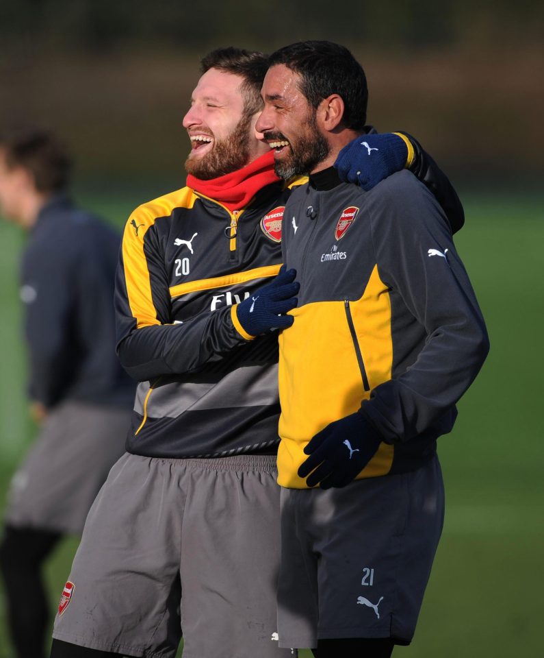  Arsenal legend Robert Pires trained with the Gunners last season