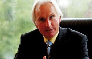 Furious Tory donor threatens to withdraw his funds if Britain pulls out of the EU's single market