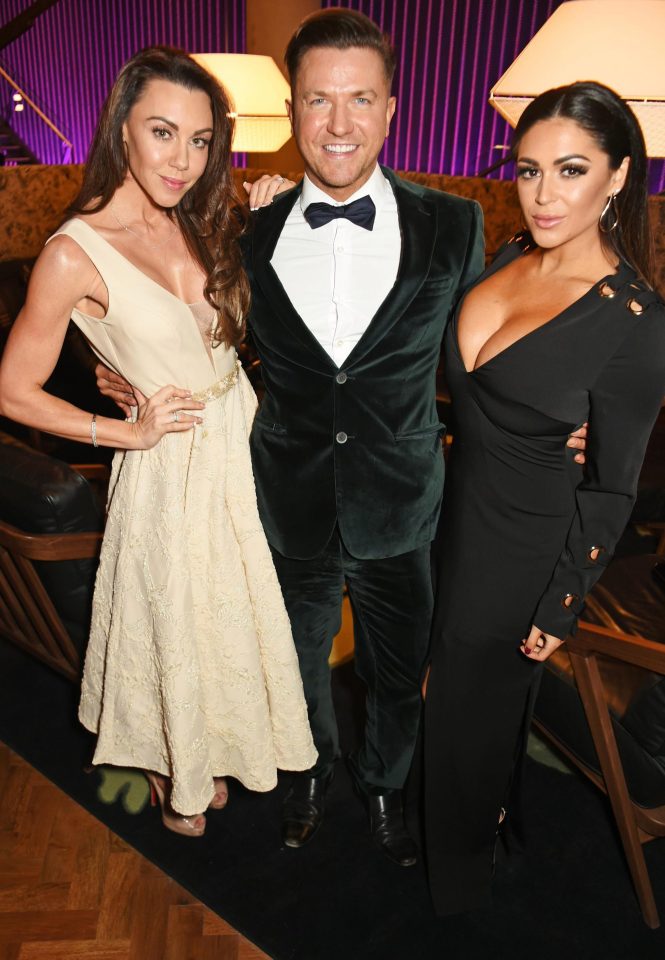  Sam is BFFs with Casey and attended the NTAs with her
