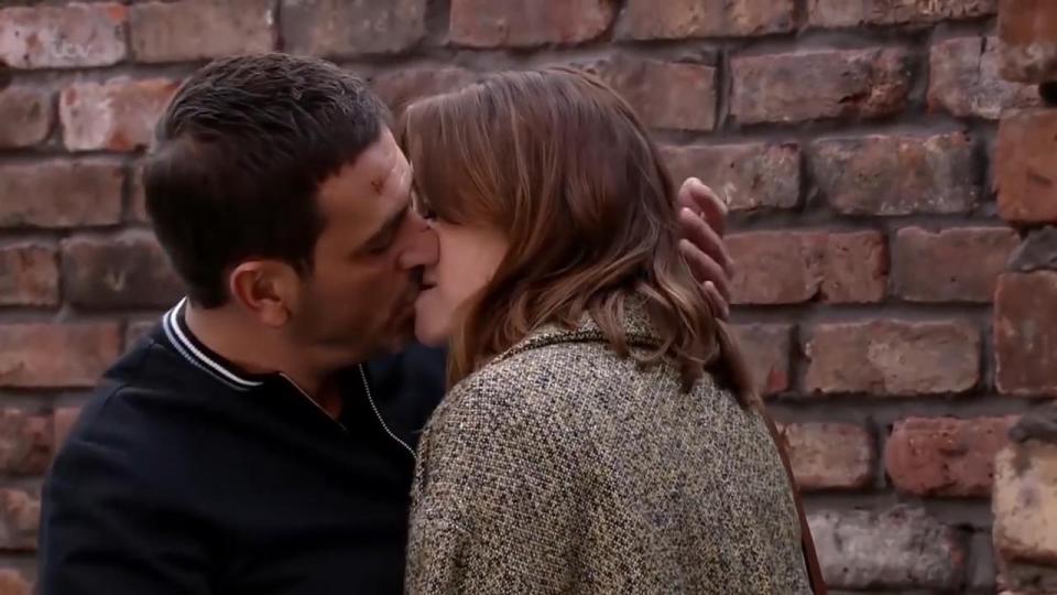 Simon caught his dad Peter kissing his aunty Toyah in the ginnel on his drone