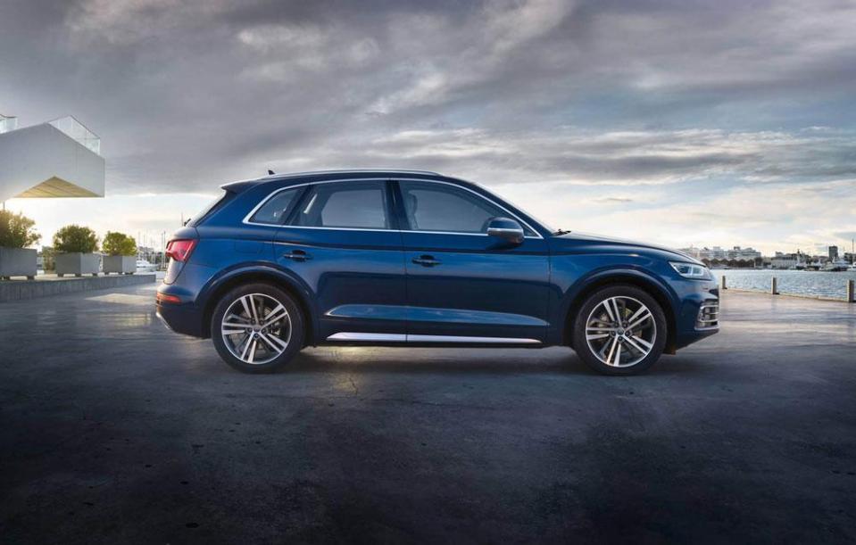  Audi Q5 - a tall heavy hatchback, says Clarkson