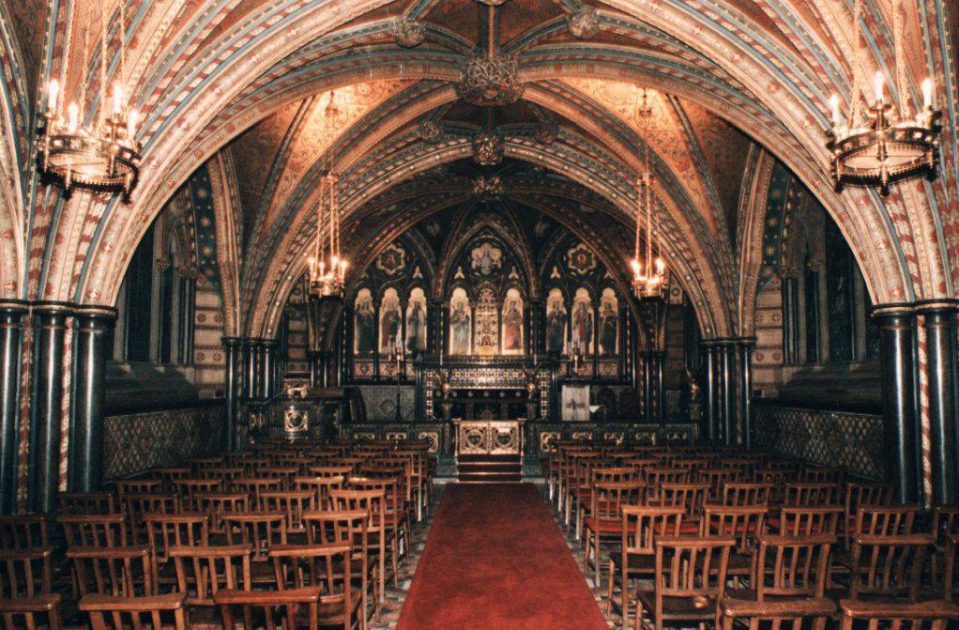  The Crypt Chapel at the House Of Commons