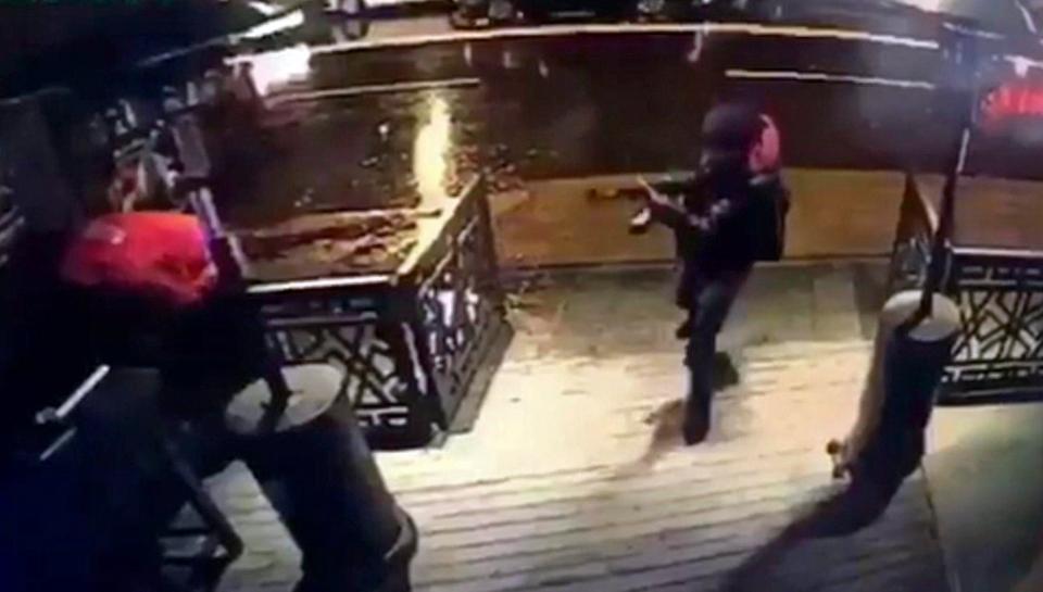 Reina nightclub gunmen