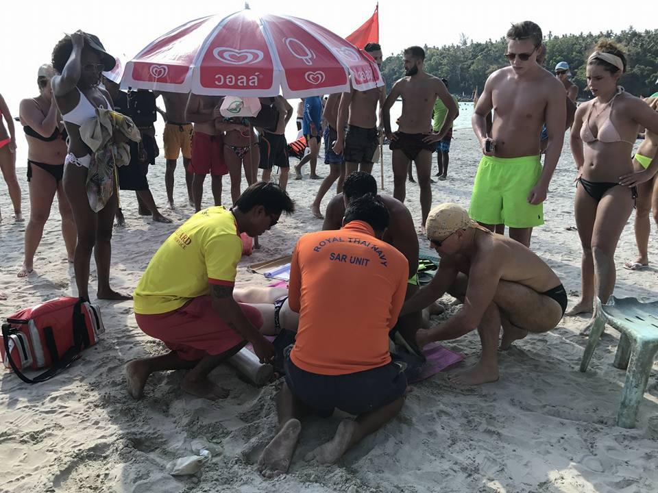 Lifeguards fought for 15 minutes to save her but she died before arriving at the hospital