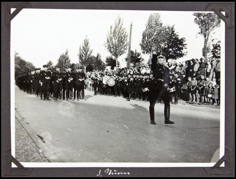 The pictures show the Nazi's early consolidation of power