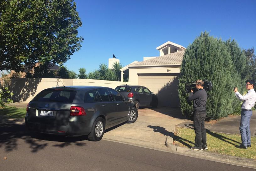  Two detectives leave the home of missing Melbourne mother Karen Ristevski