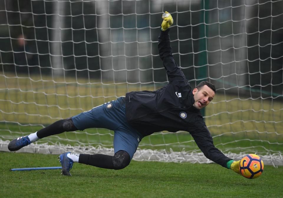 Manchester City are reportedly lining up a bid for Inter Milan goalie Samir Handanovic