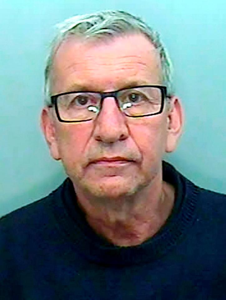  Jon Andrewes made up qualifications and was hired as chief executive of a hospital in 2004
