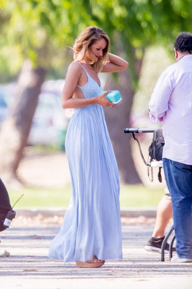  Hayley then left the set in her gorgeous gown