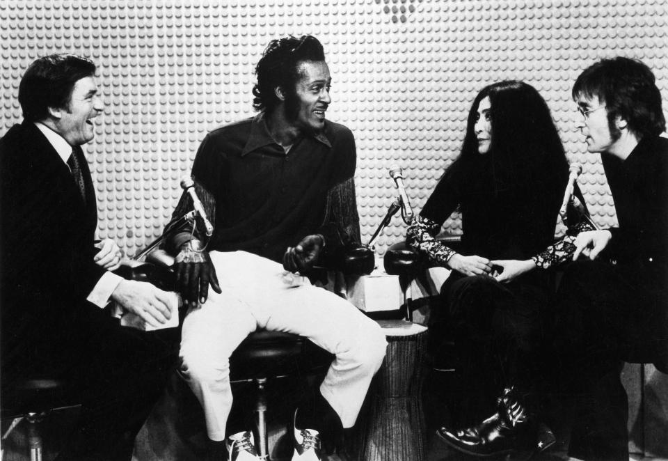  John Lennon and Yoko Ono co-host The Mike Douglas Show with Chuck Berry as a guest in 1972