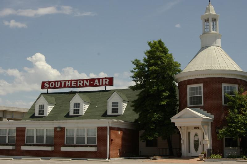  In 1990 he was found to have installed hidden cameras in the women's toilets in his Missouri restaurant, Southern Air