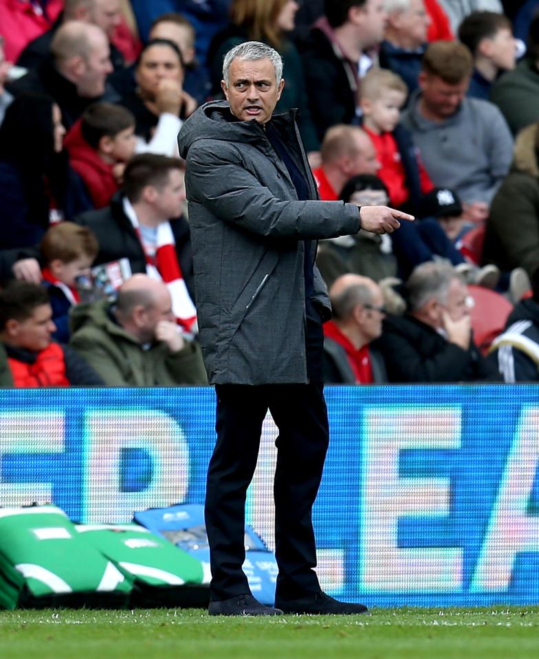 Jose Mourinho jumped to the defence of his friend Aitor Karanka following Boro's decision to sack him