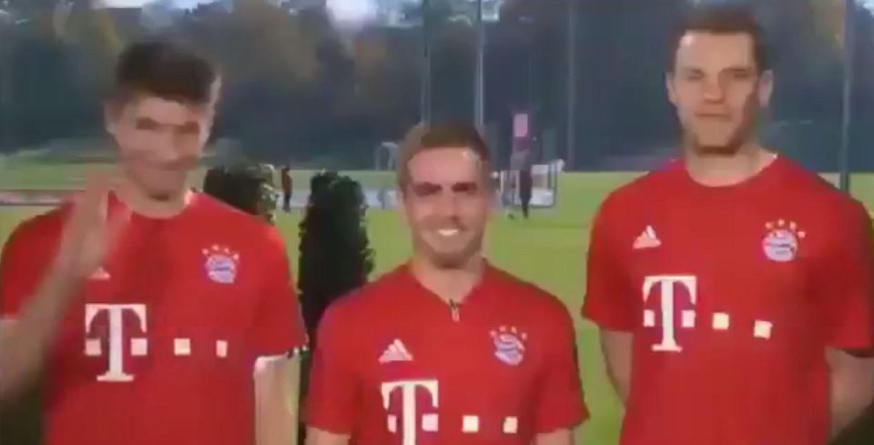 The German champs looked relaxed away from the field in a clever version of the Friends credits