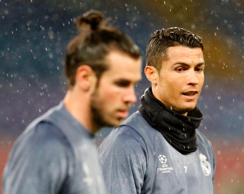  there has always been rumours of a jealousy between Bale and Ronaldo