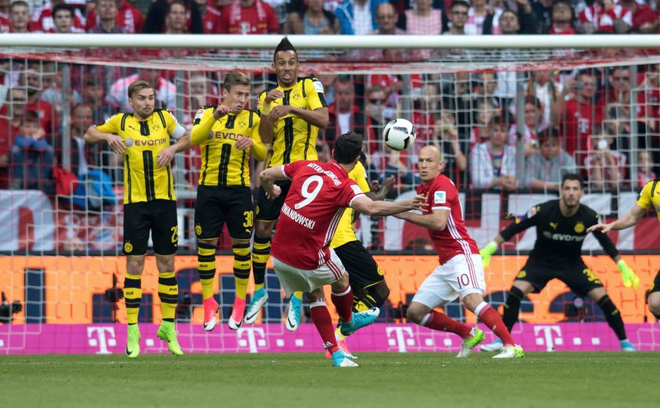  Robert Lewandowski's free-kick nestled into the bottom corner
