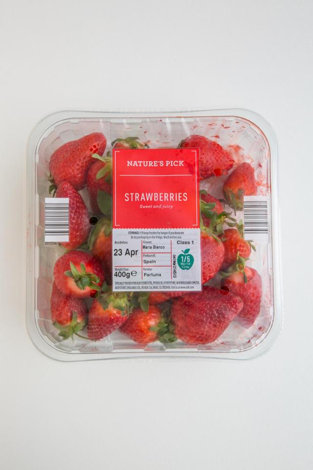  ALDI: Strawberries for £1.29